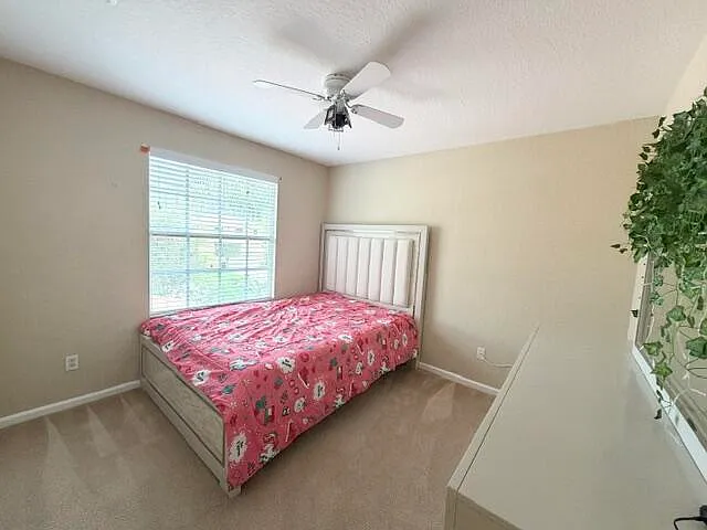 5487 Queenship Ct — Photo 13