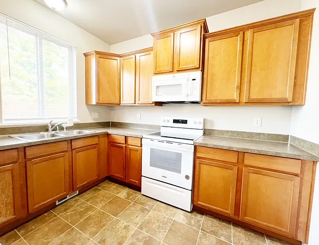 3329 Harris Rd SE #1 — Photo 12
