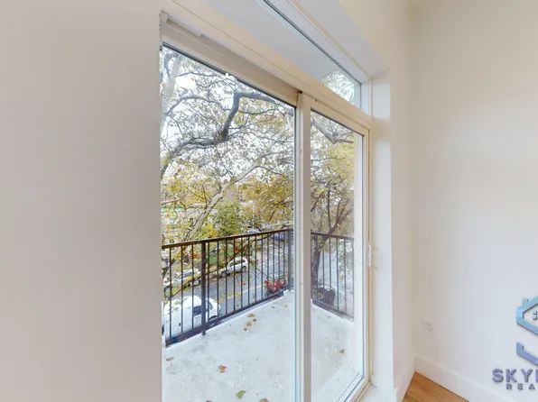 897 New York Avenue image 23 of 28