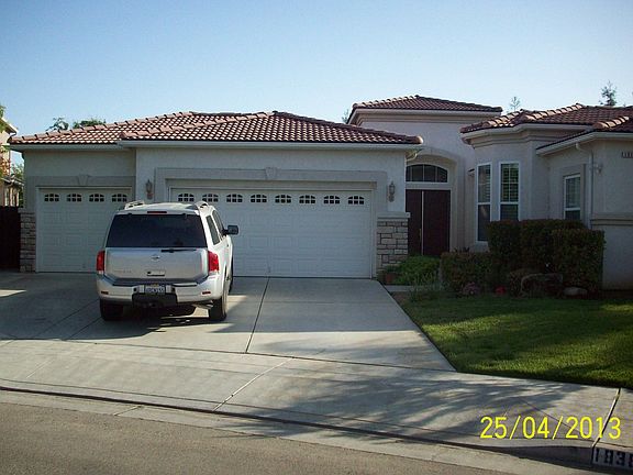 Front View, 3-car garage