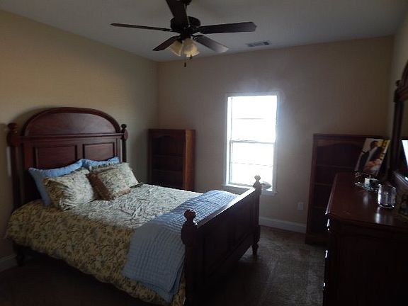 4th image of 1207 Westbrook Dr