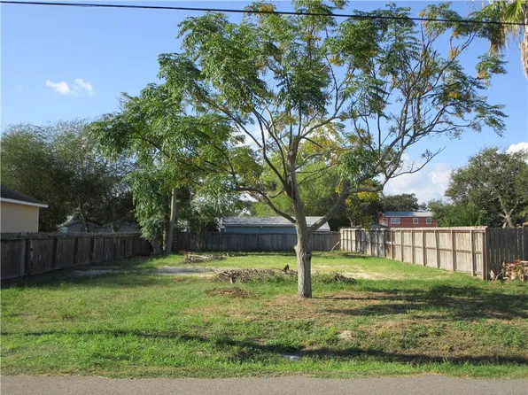 625 June Dr, Corpus Christi, TX 78418