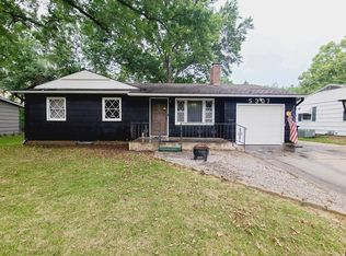 5307 SW 28th St, Topeka, KS 66614
