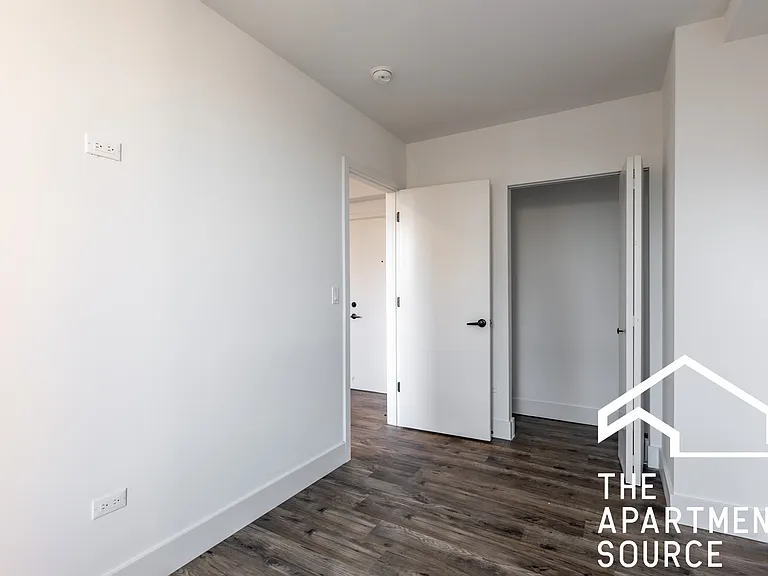 941 W Carmen Ave #103 — Photo 9