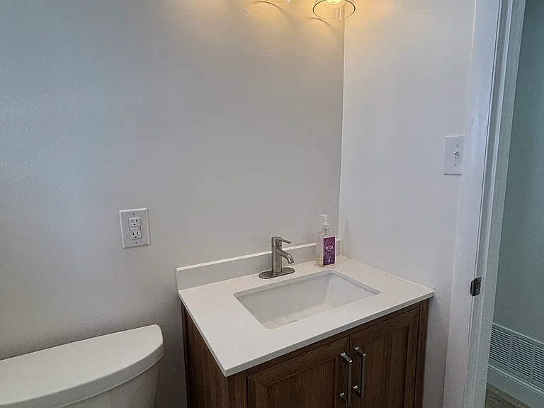 314 College Ave #A — Photo 7