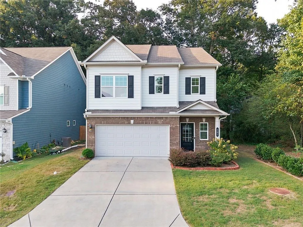 3 bed, 2.5 bath, 2042 sqft, $2,500 — Photo 2