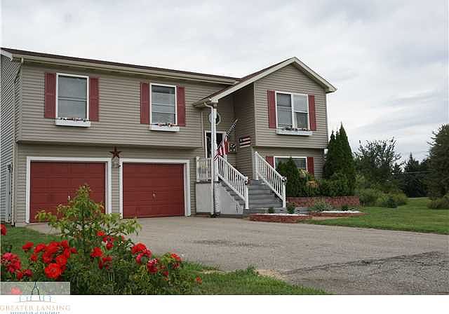 1st image of 401 N Iris Ln