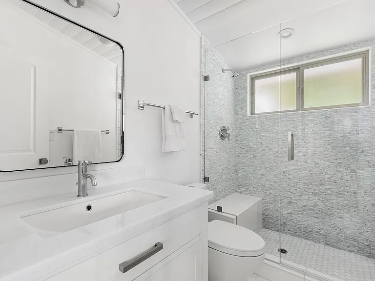 31671 Sea Level Dr — Photo 14