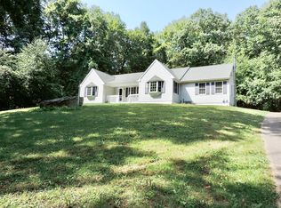 93 Bigelow Rd, Colchester, CT 06415