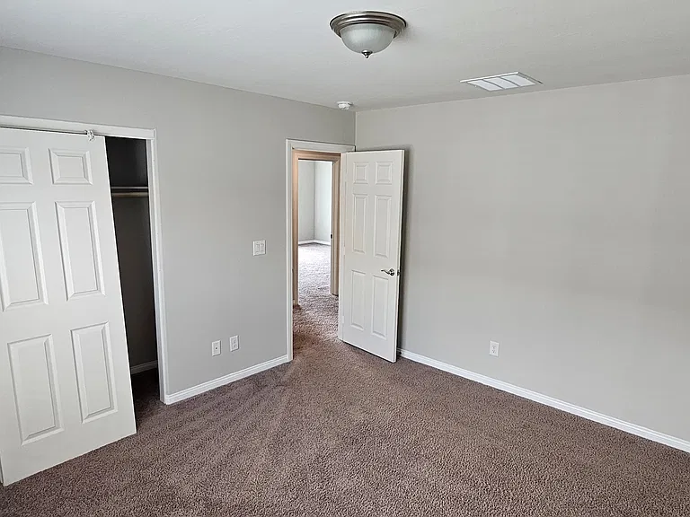 4515 Solitude Falls Ave — Photo 19
