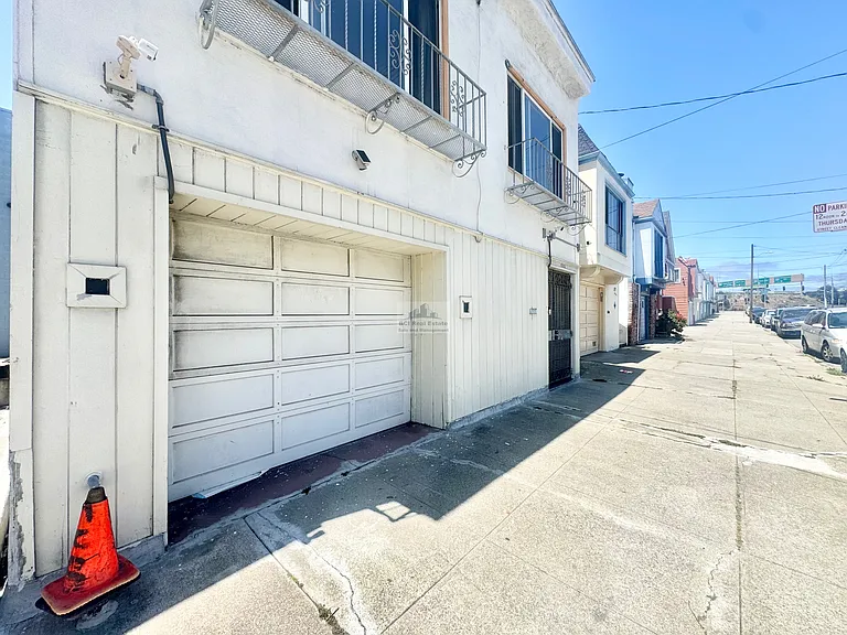 1843 Egbert Ave #UPSTAIRS ONLY — Photo 17
