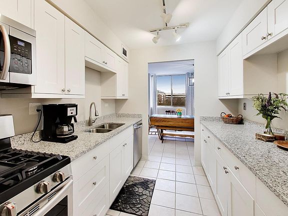 4th image of 40 N Tower Rd APT 4F