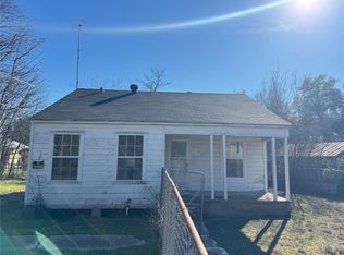 1207 South Dr, Bryan, TX 77803