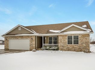 1433 Willow Brook Ln, Riverside, IA 52327