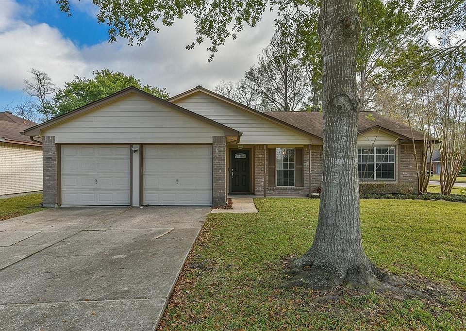 1st image of 16763 Manowar Ln