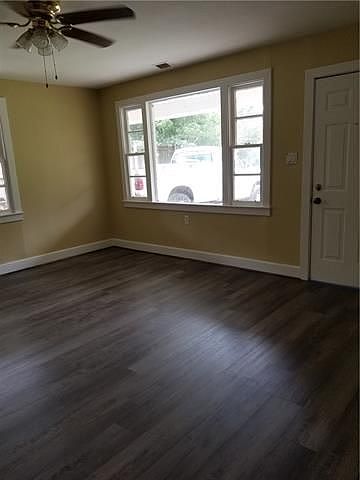 2nd image of 525 W 25th Ave