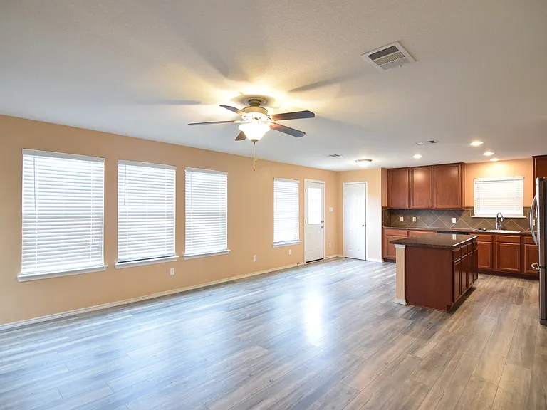 9141 Sage Loop Ct — Photo 8