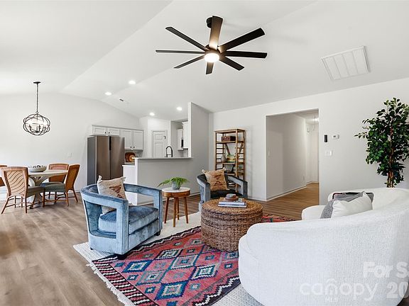 4th image of 6715 Rubin Lura Ct