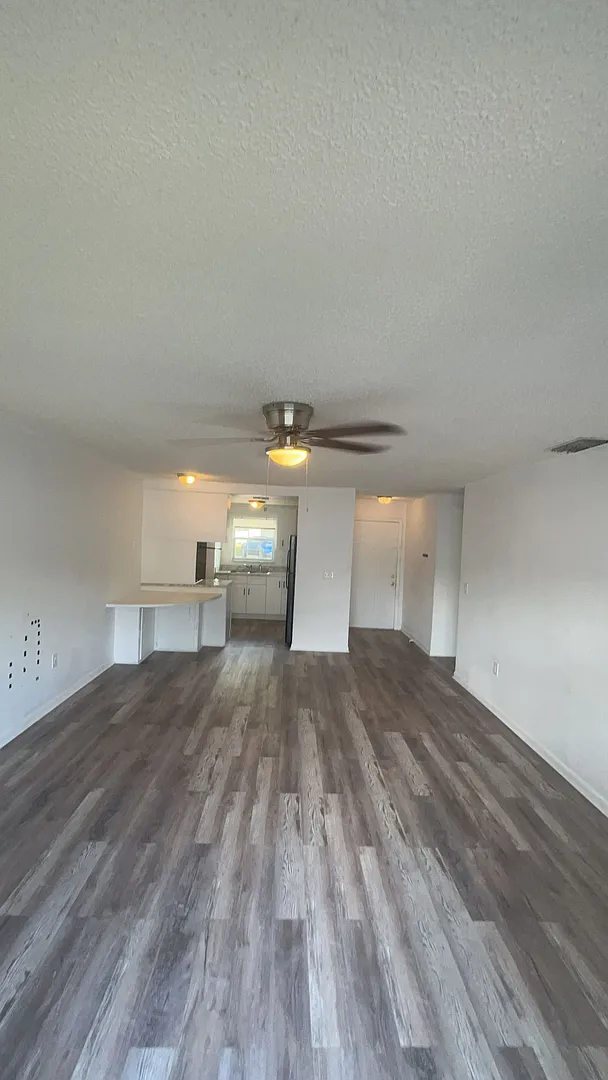Country Oaks Apartments!! — Photo 4