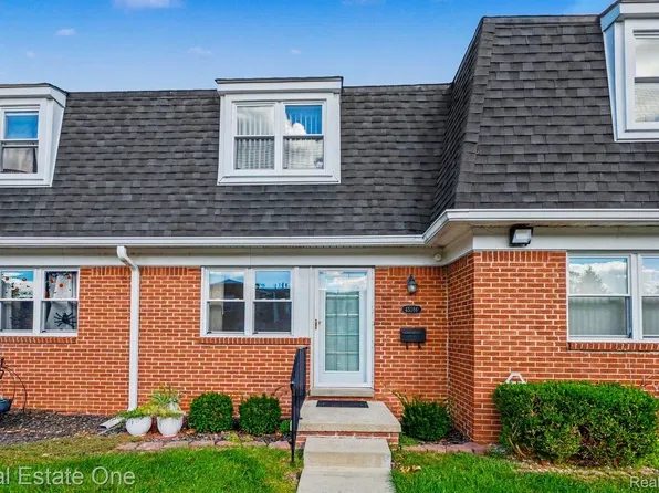 45186 Kensington St, Utica, MI 48317