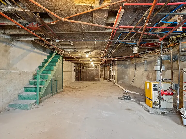 922 Snyder Ave — Photo 20