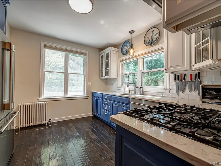 24 Soundview Rd — Photo 4