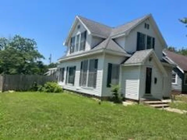 1001 N 6th St, Independence, KS 67301