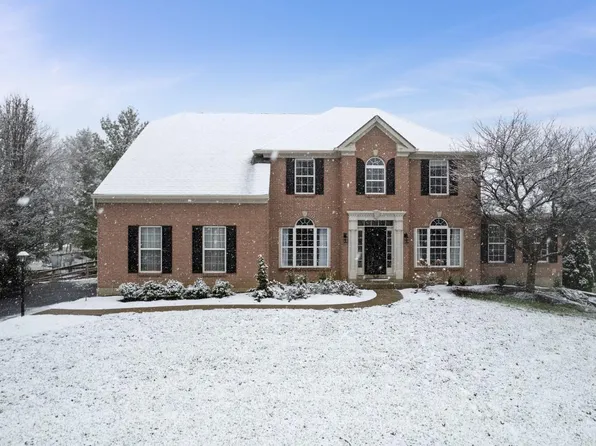 961 Long Ln, Milford, OH 45150