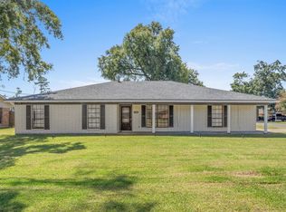 2300 Augustine St, Sulphur, LA 70663