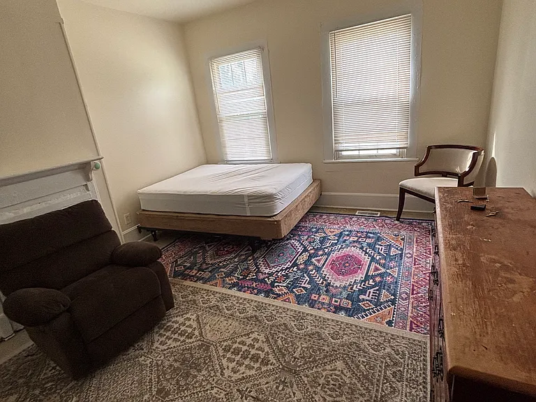 904 Merritt Dr #2 — Photo 2