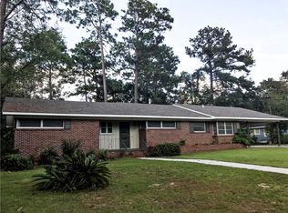 318 Alpine St, Chickasaw, AL 36611