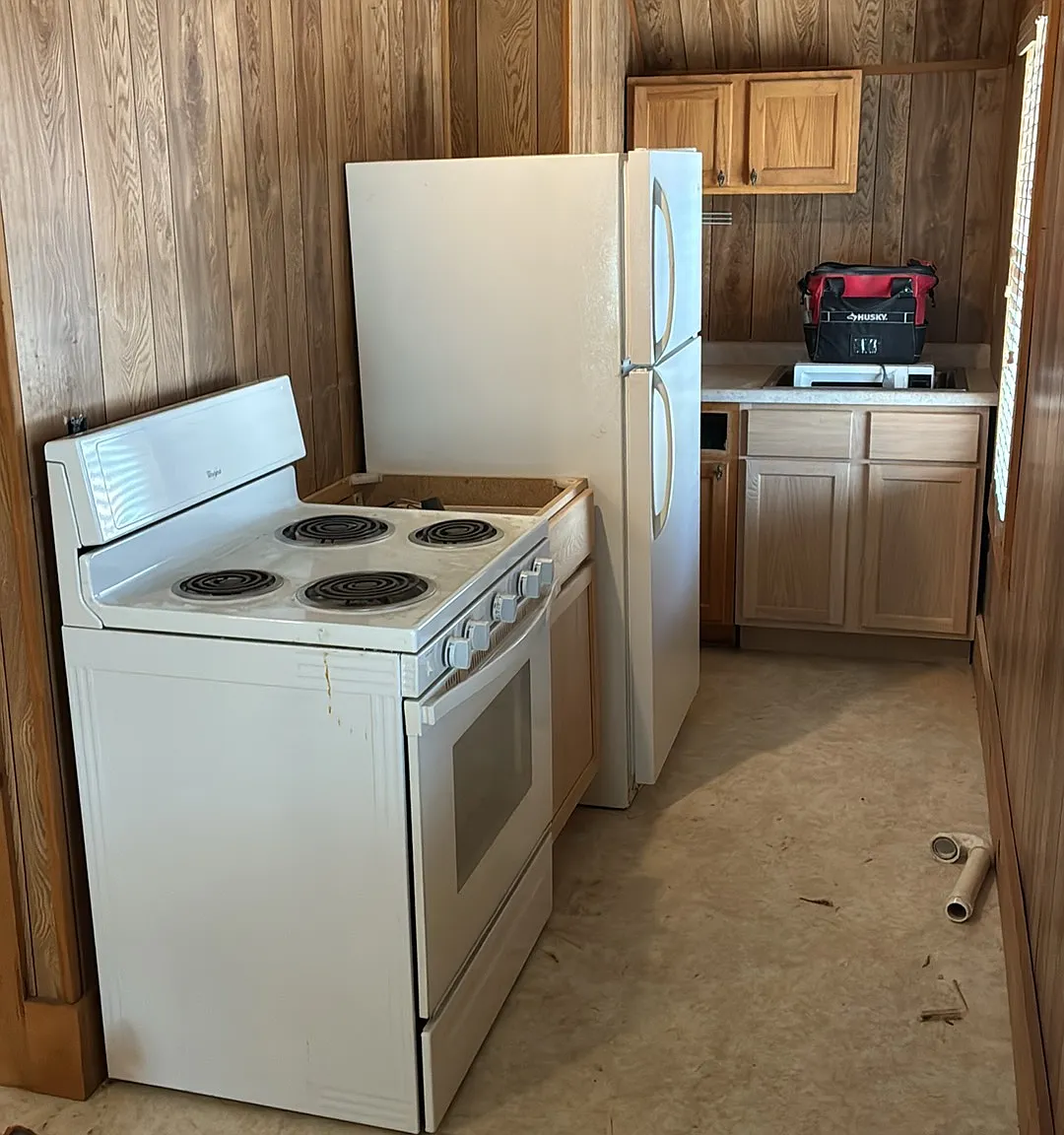 Studio, 200 sqft, $575 — Photo 1