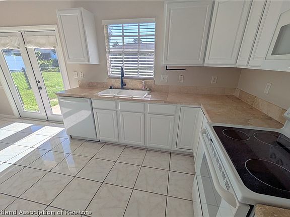 4th image of 316 Cougar Blvd
