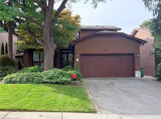 13 Mistflower Rd, Toronto, ON M2H 3G8