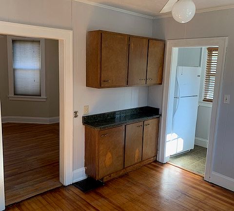 4th image of 5332 Colerain Ave