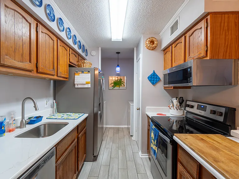 2201 Scenic Highway K #2 — Photo 9