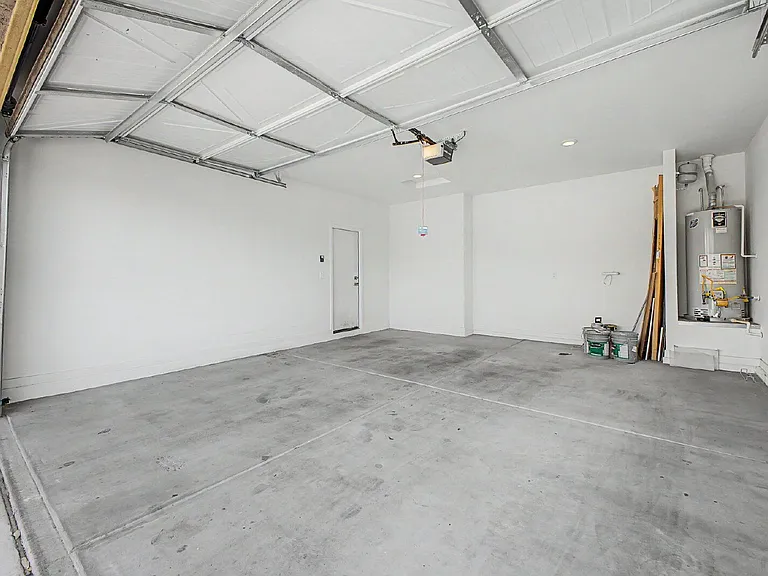 14155 W Georgia Dr — Photo 26