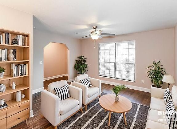 2nd image of 1801 Alder Dr