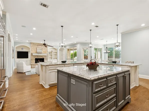 2624 Sir Gawain Ln, The Colony, TX 75056