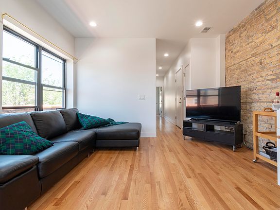 5th image of 5601 W Belmont Ave #206