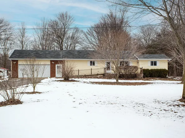 7190 Ravenswood Rd, Kimball, MI 48074