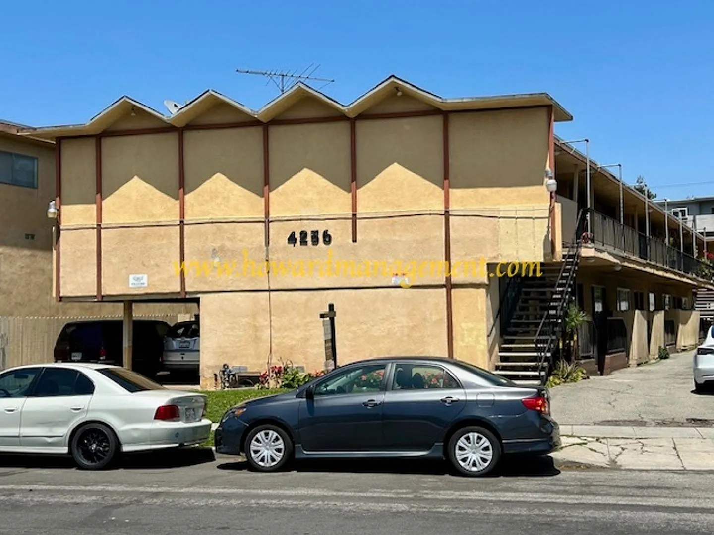4256 Lindblade — Photo 2