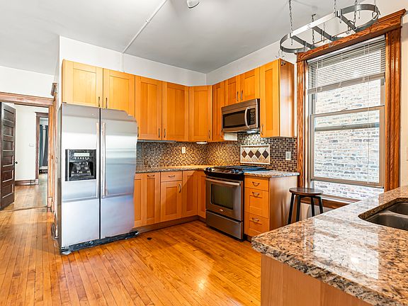 5th image of 4922 N Hamilton Ave
