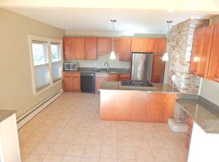 450 Preble St #4, South Portland, ME 04106