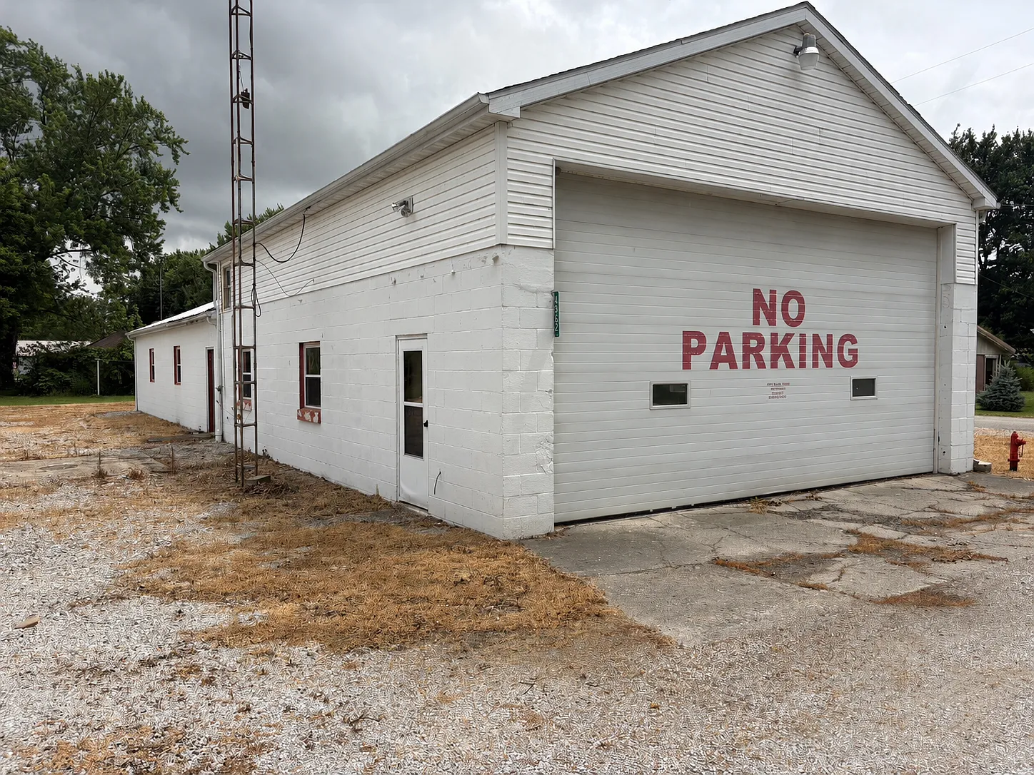 Studio, 2400 sqft, $1,400 — Photo 4
