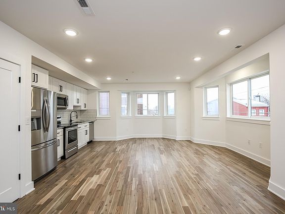 3rd image of 2088 E Cumberland St #3