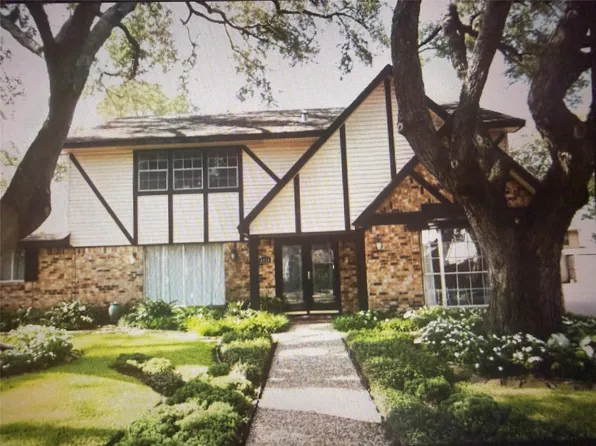 4010 Ecuador Dr, Pasadena, TX 77504