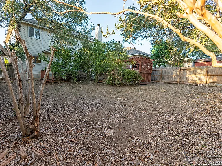 206 Jardin Vis — Photo 2