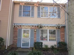 8252 Knights Bridge Rd, Charlotte, NC 28210