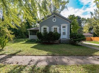 216 E Grand Lake Blvd, West Chicago, IL 60185